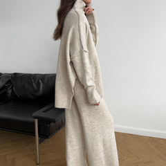 Women’s Knit Lounge Set