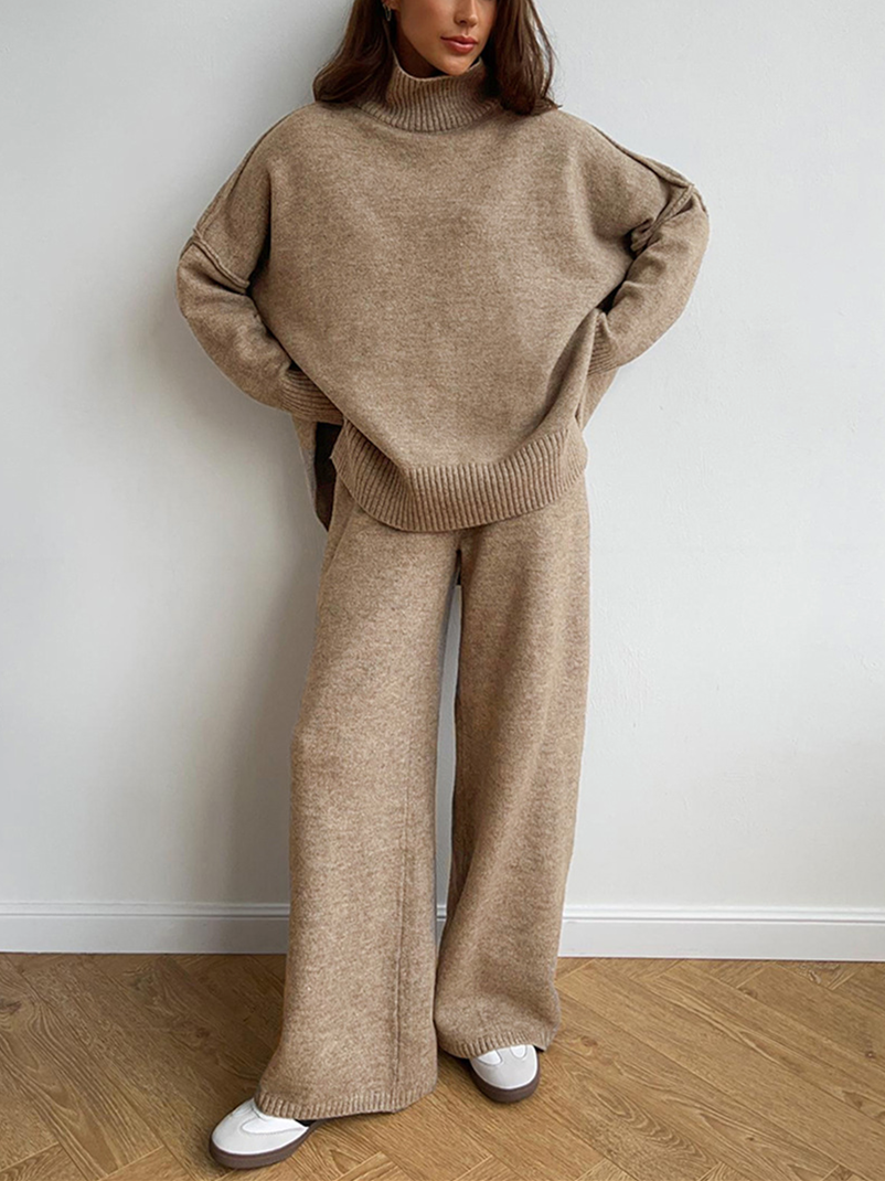 Women’s Knit Lounge Set