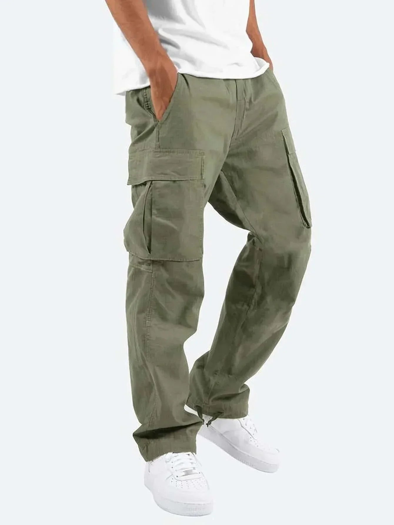 Men’s Straight-Leg Cargo Trousers