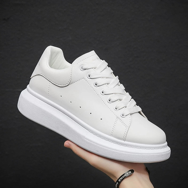 Men’s Minimalist Leather-Look Trainers