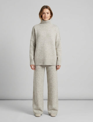Women’s Knit Lounge Set