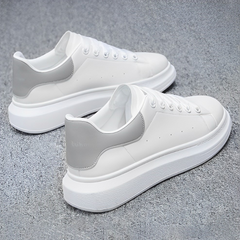 Men’s Minimalist Leather-Look Trainers