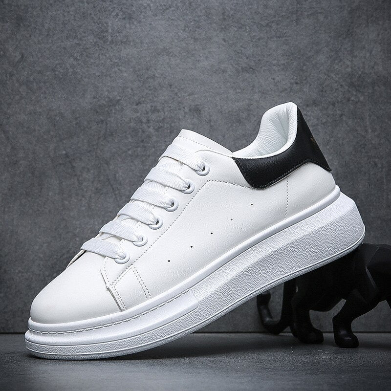 Men’s Minimalist Leather-Look Trainers