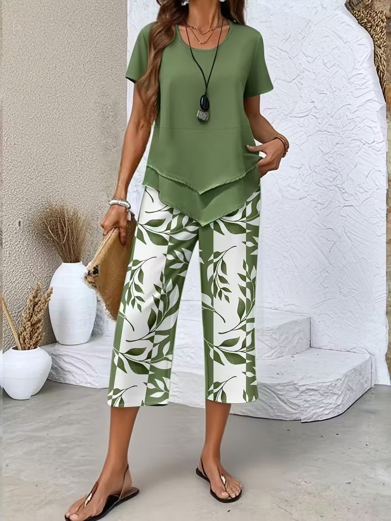 Scarlett Relaxed Leaf Print Two-Piece Set